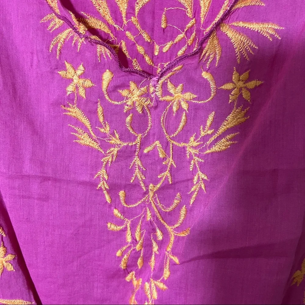 Embroidered Top - Picture 3 of 3